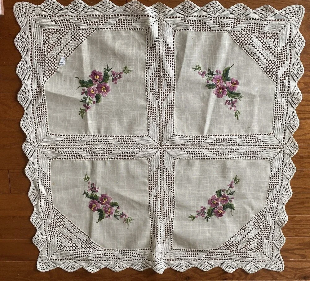 Vintage Hand Embroidered Floral Ivory Tablecloth Runner Lace Edge 32” Square